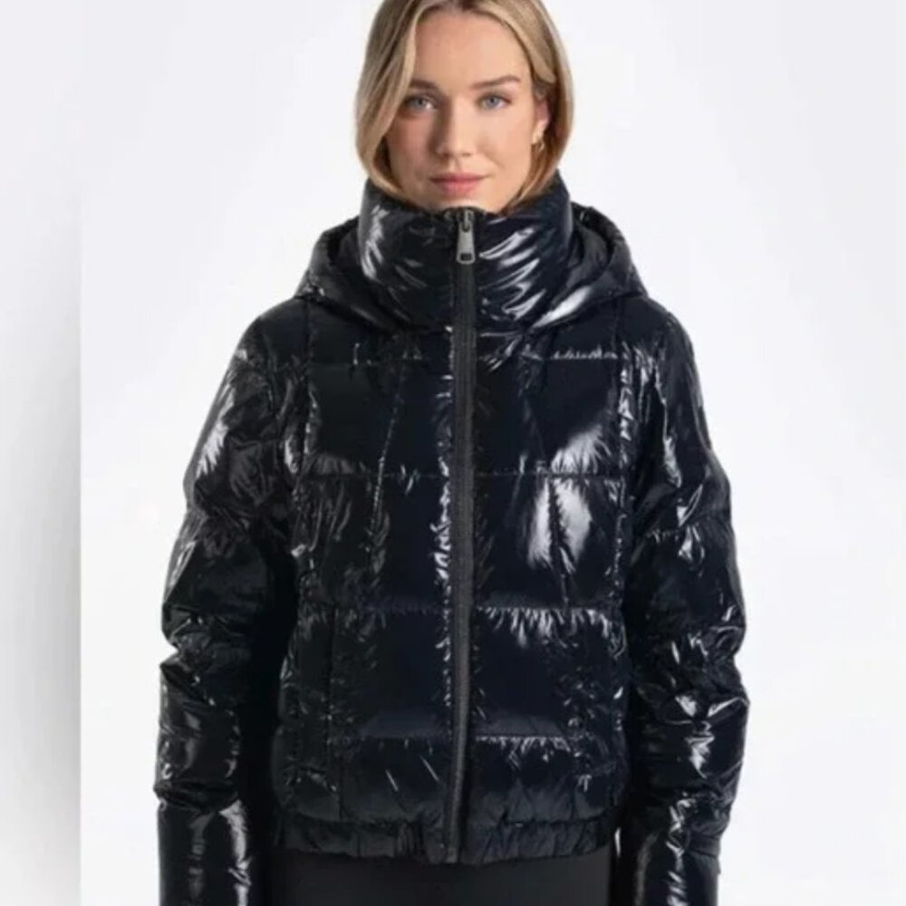 Lole Black Puffer Jacket - Picture 2 of 15